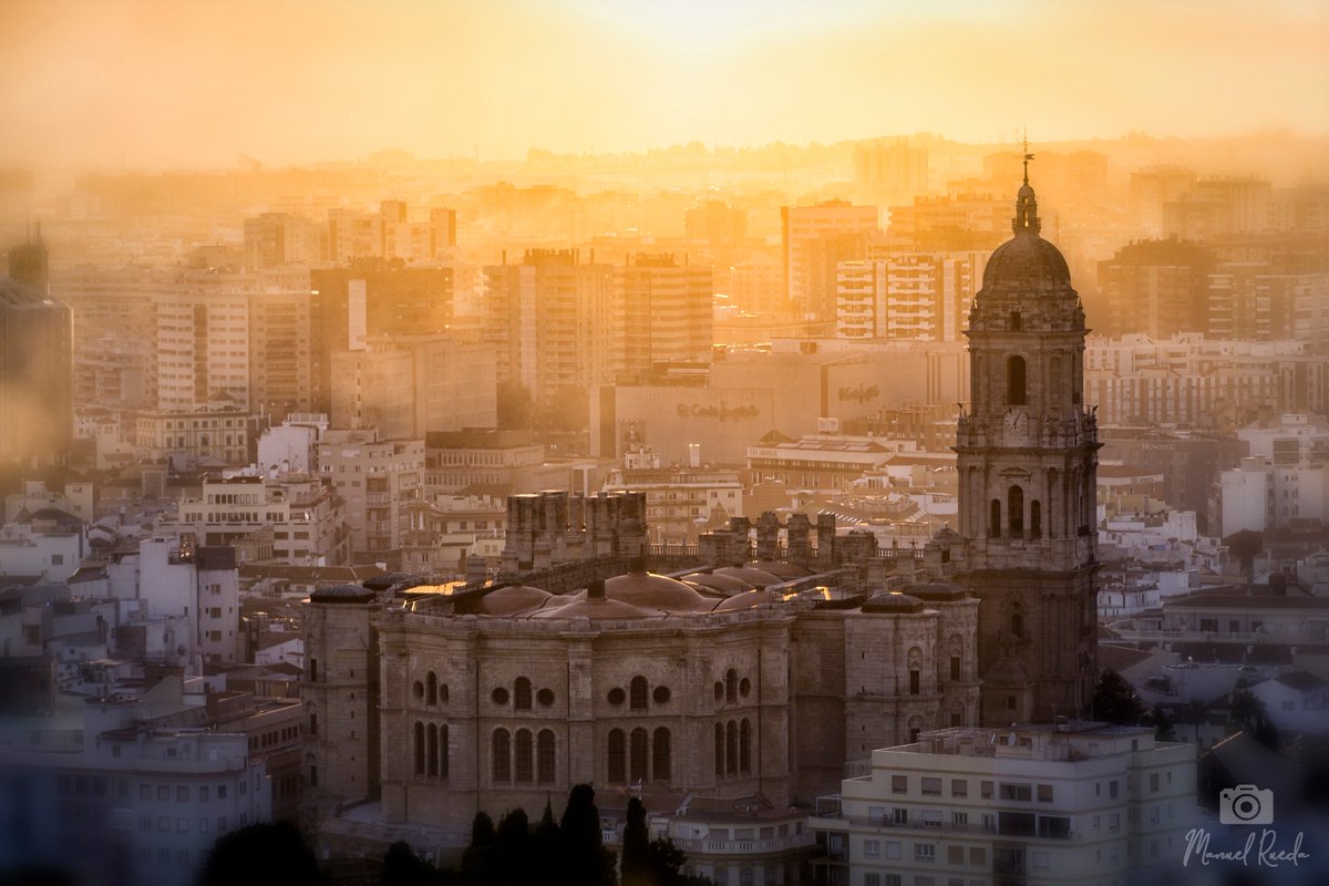 Zappa_Malaga's tweet photo. La Santa Iglesia Catedral Basílica de la Encarnación es la catedral de Málaga.
#VistoenAndalucia https://t.co/wUWyYEVnKJ