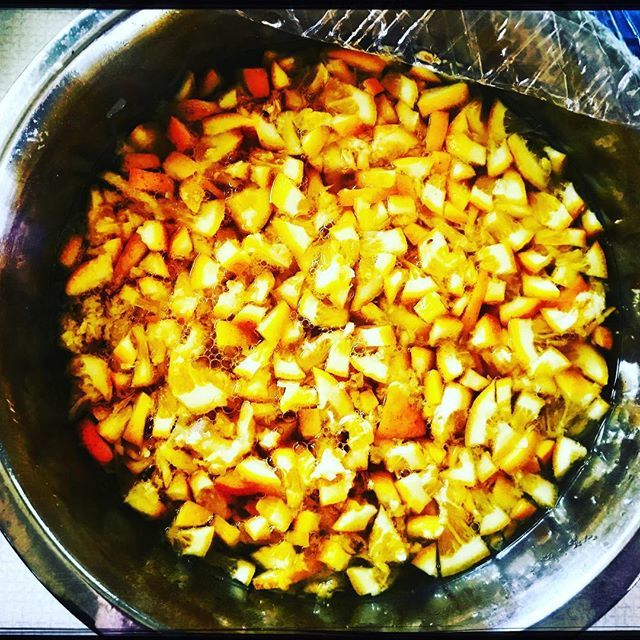 allaboutthegin's tweet photo. What to do when you have a glut of lemons & you love gin, well if you are me you make some lemon, ginger & gin marmalade of course. #lemons #ginger #gin #marmalade #AllAboutTheGin #Gin #GinReview #Gintastic #GinLove #Botanticals #Ginoclock #ATUKGIN #Gin… https://t.co/dADP3Qp2RC https://t.co/whBPtIkt1z