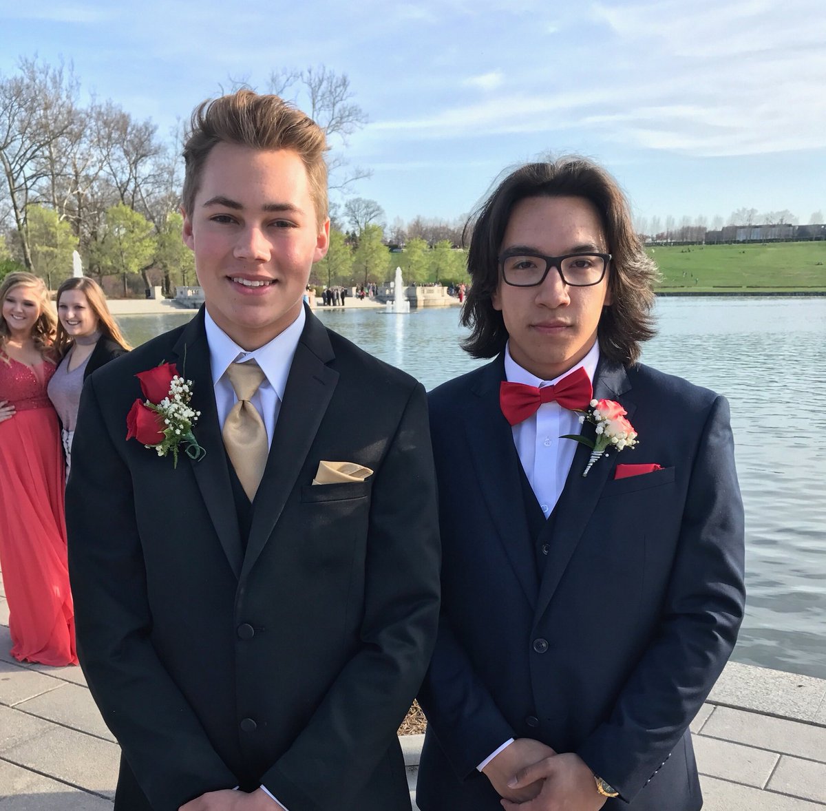 lukermueller's tweet photo. Happy birthday to my brother Eric! I’m grateful to call you one of my best friends🎊🎉 @AirwickNg https://t.co/CeWSj1Ves9