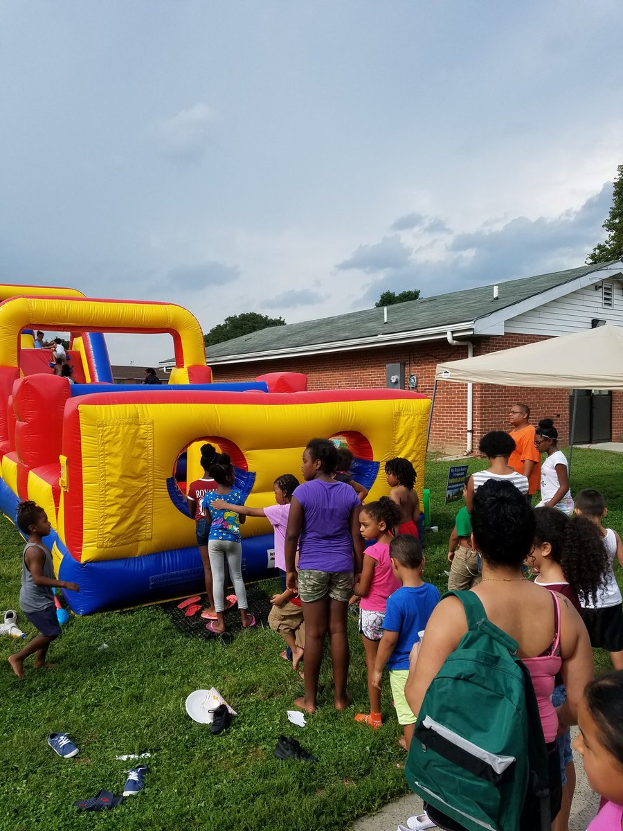 thecityofhbg's tweet photo. Are you out here at #WeekenderHBG ? https://t.co/uhZOO3N2eh