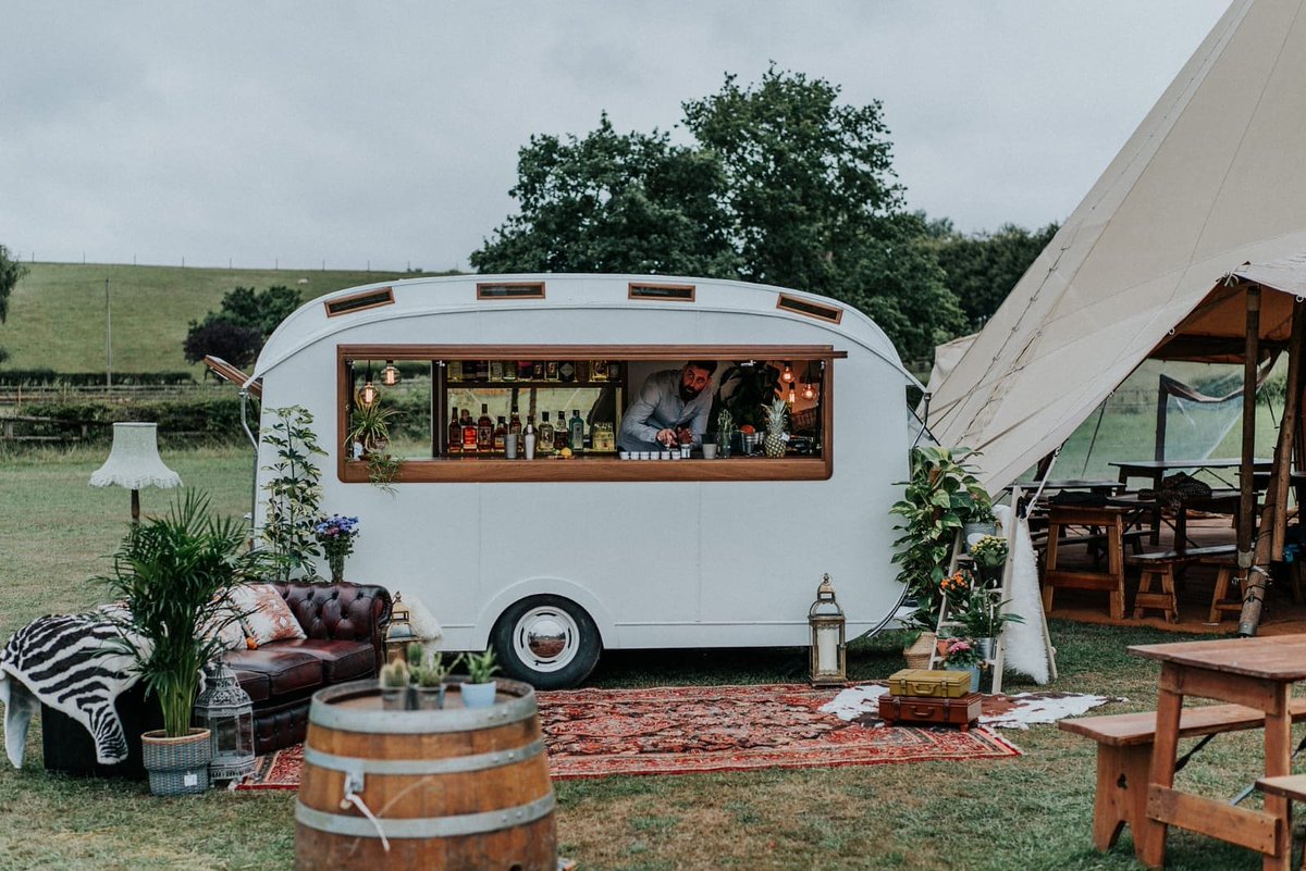 We think about every detail to make you and your guests feel comfortable. Hire us for your your wedding or other events 🥂🥃#bubble_bar_caravan_ #caravanbar #bar #gin #ginlovers #events #weddings #parties 
ENQUIRE: bubblebarcaravan@gmail.com
