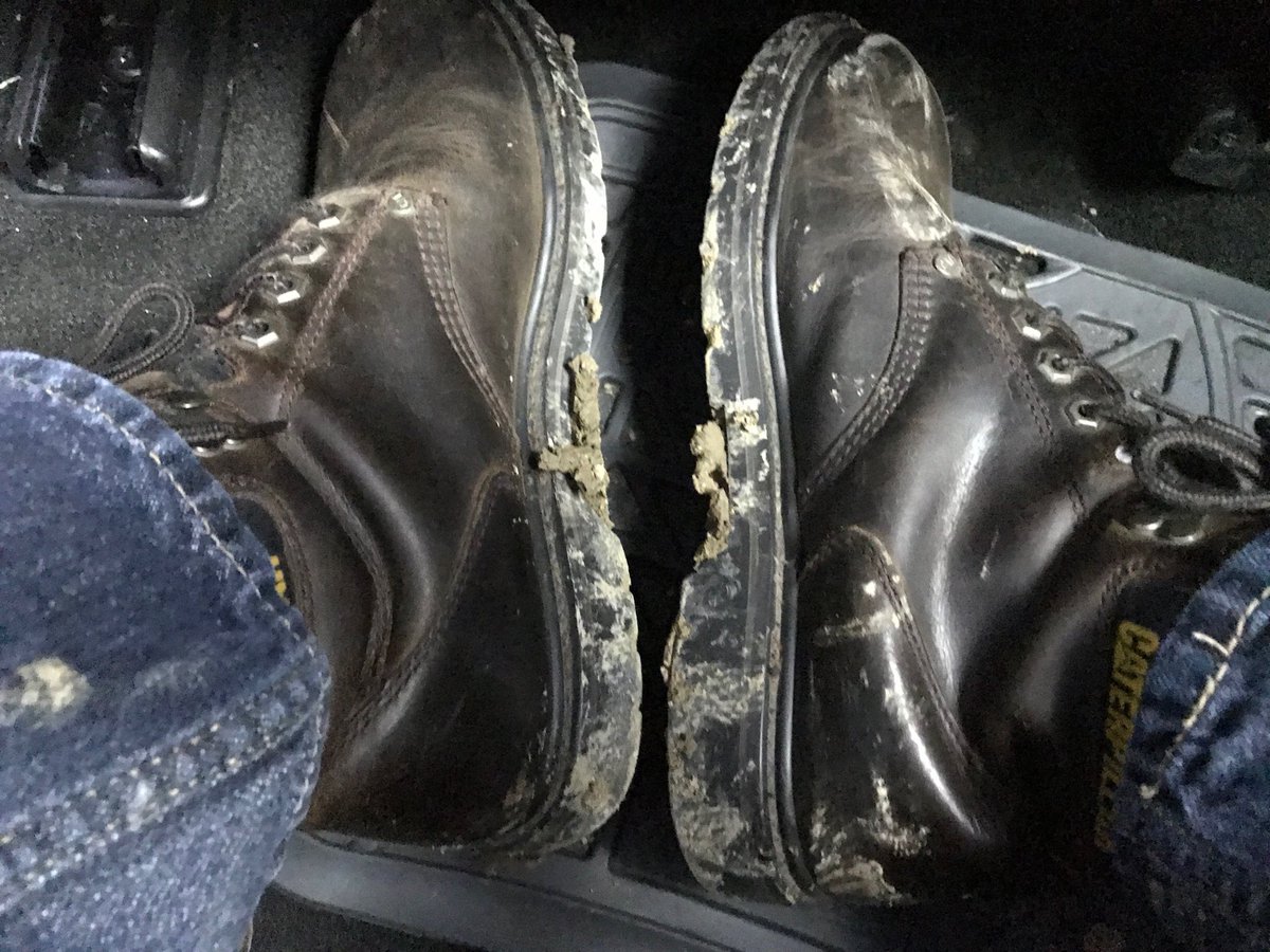 ScottWalker's tweet photo. Was just at Foxconn construction site talking to new workers. Got to try out the equipment and get some mud on my boots. Plenty of truck traffic. https://t.co/ZH9TYOkNOt