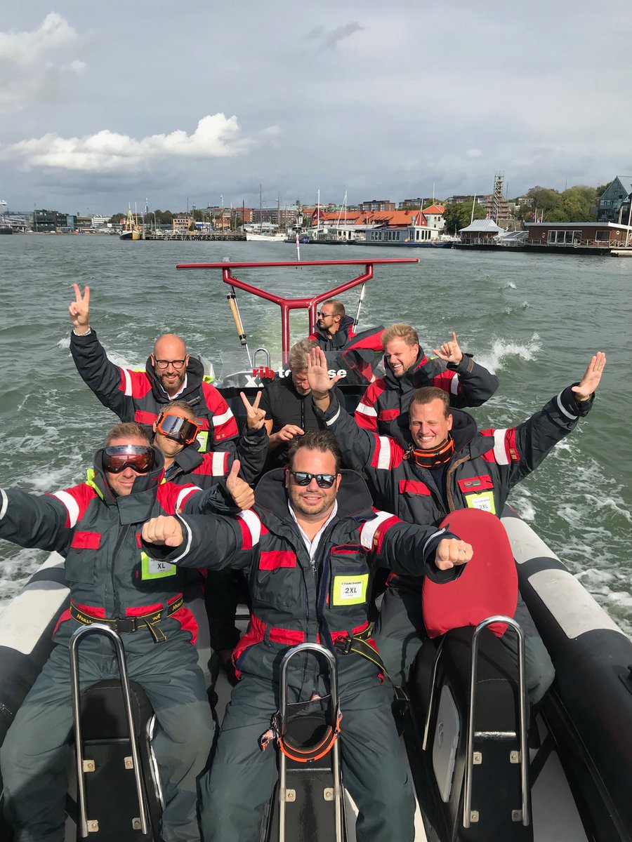 reklamproffsen's tweet photo. Teambuilding med personalen tillsammans med våra vänner från #VingaSweden i Göteborg med omnejd. https://t.co/1fvrCxqsNG