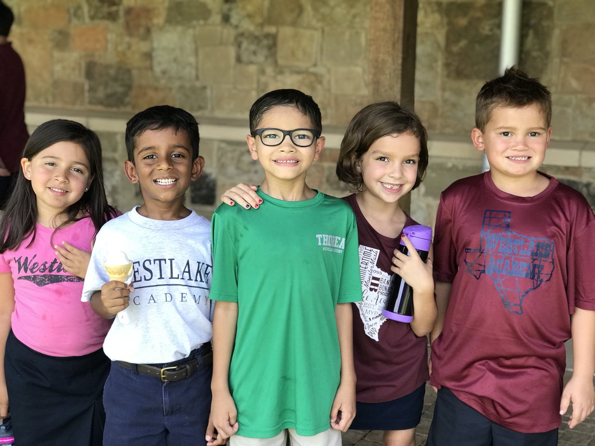 SarahFirsching's tweet image. Ice cream truck day!! Thank you @WABlacksmiths #waexcels