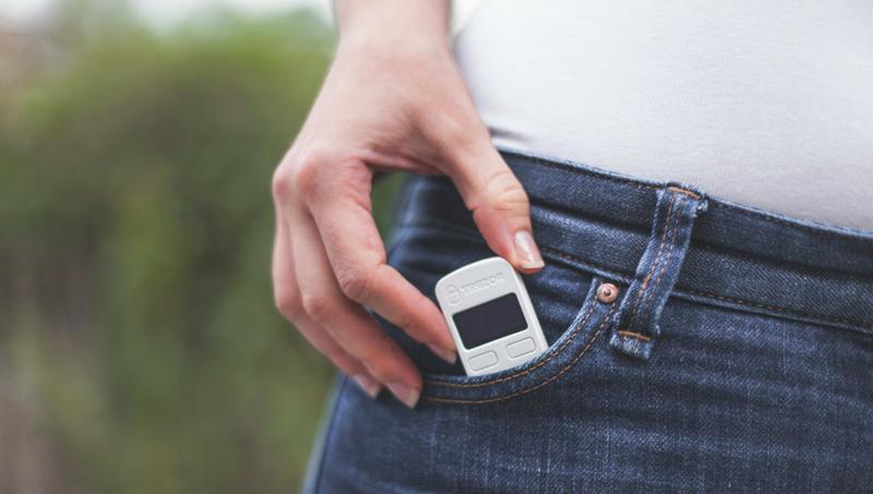InfoNegociosAR's tweet photo. Trezor, una billetera hardware para Criptomonedas https://t.co/Pybnm5G9Dz https://t.co/B1V4cpgiJn