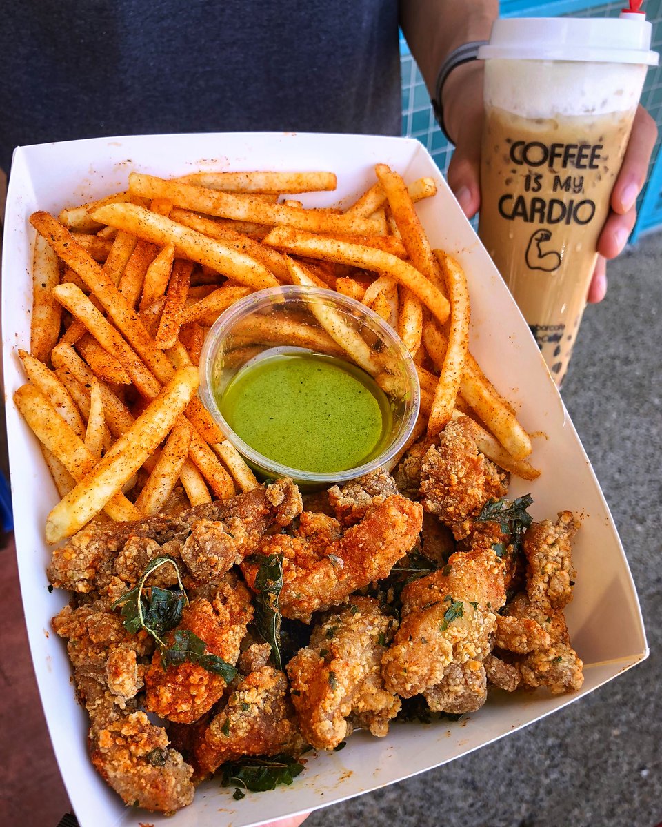 Square Bar Cafe tweet media