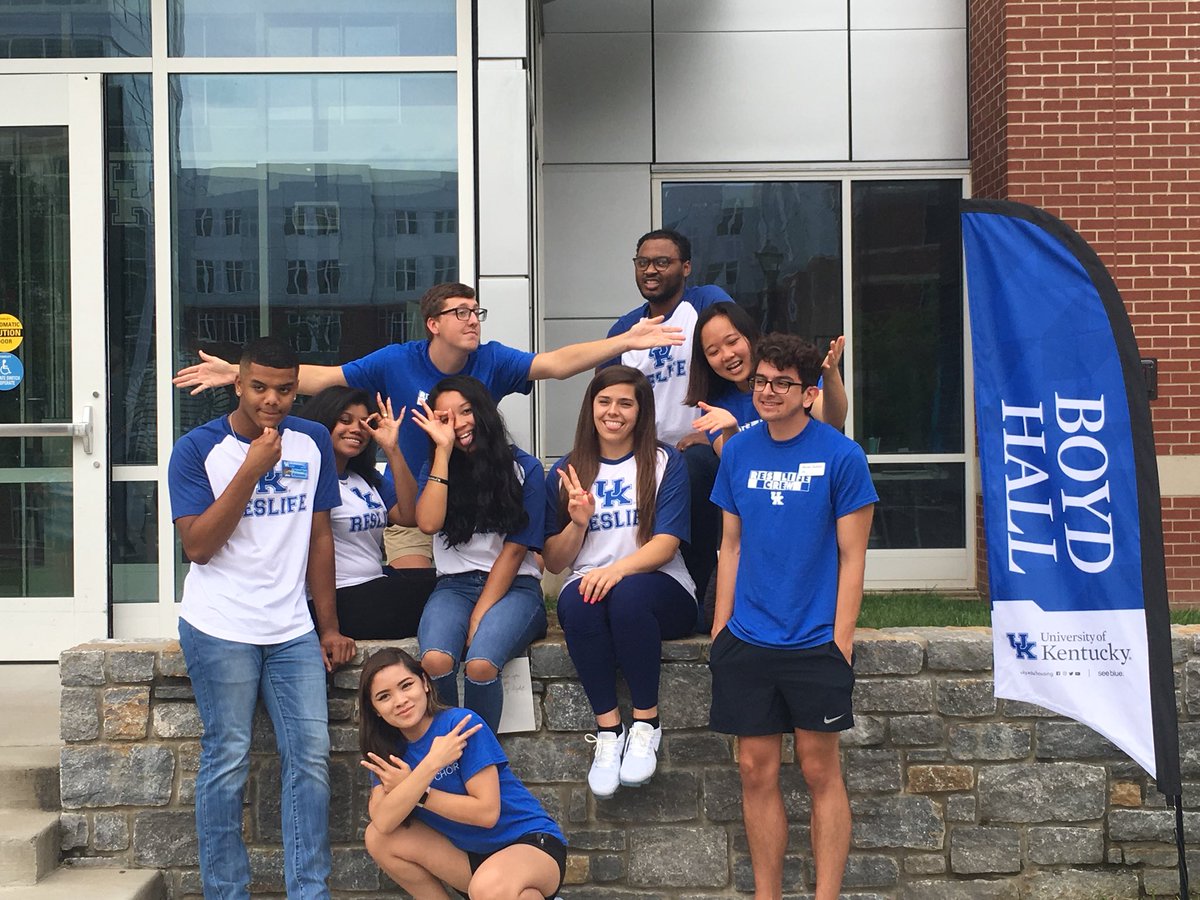 UKHouseResLife's tweet photo. #bigbluemove day 3 @UKBoydHall https://t.co/Nof2zQCGSL