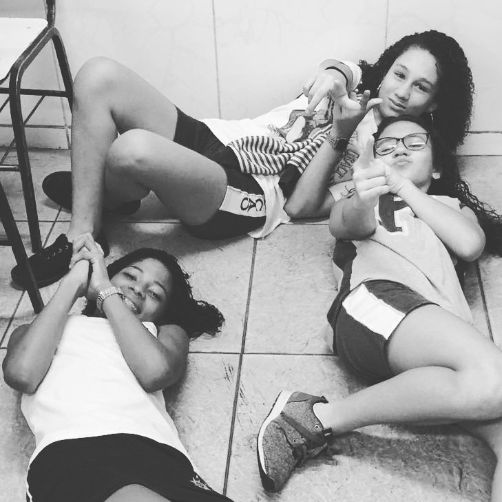 KamilleMatheus's tweet photo. Meecheuu Comigo , Mecheuu Coouun Elas 💁🏽💜😍👀
#BondePesadao😇 https://t.co/Fw5dZAlD1A
