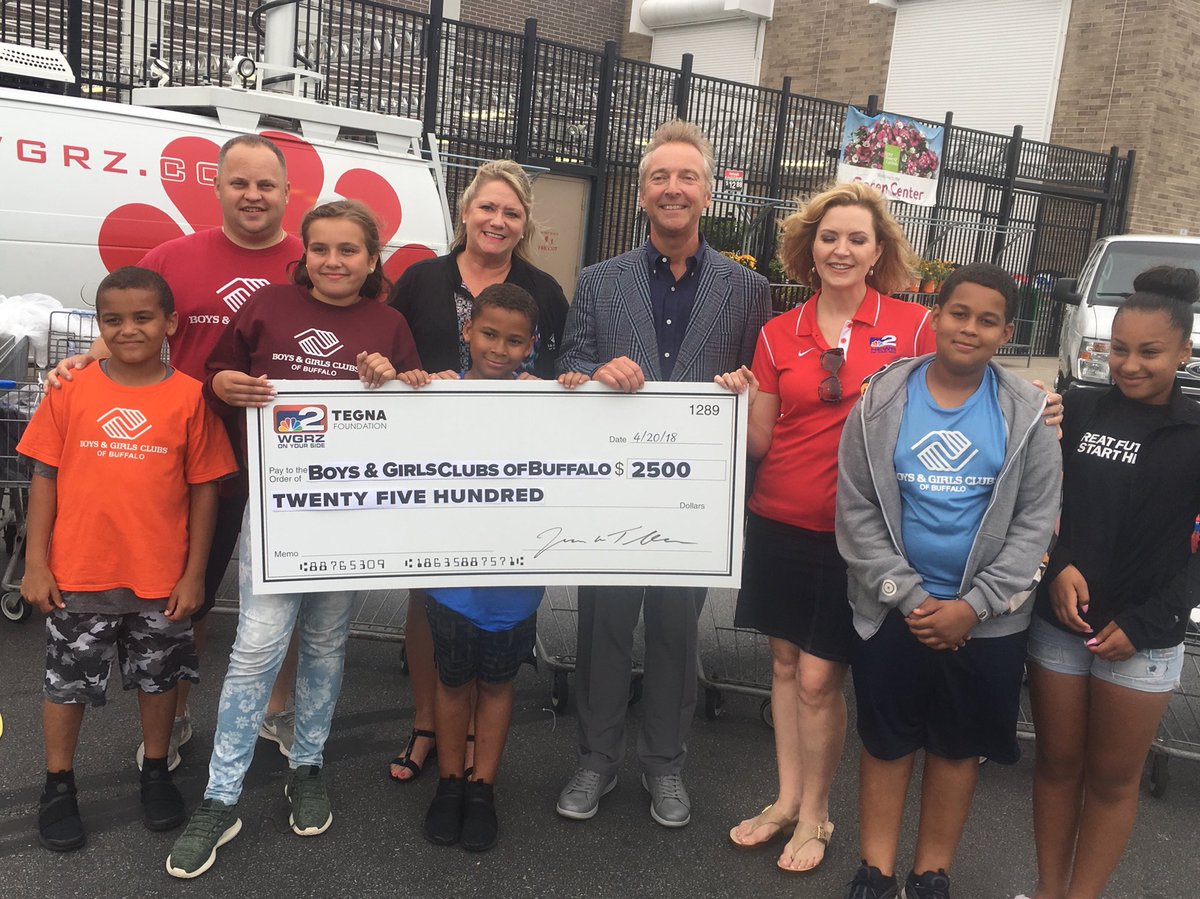 Cnossava's tweet photo. Proud to support @BGCBuffalo with $2,500 @TEGNAFoundation grant for backpacks and school supplies #2PackABackpack @WGRZ #BeOn2 https://t.co/UZoKizIb2n