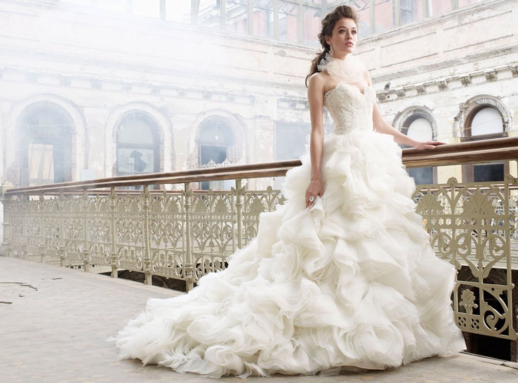 kcmevents.com #weddingplanner #coloradoweddings #weddinggown #weddinggoals
