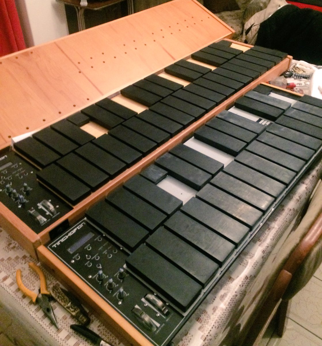 Terminando varios pedidos. Familia de Tinchofon