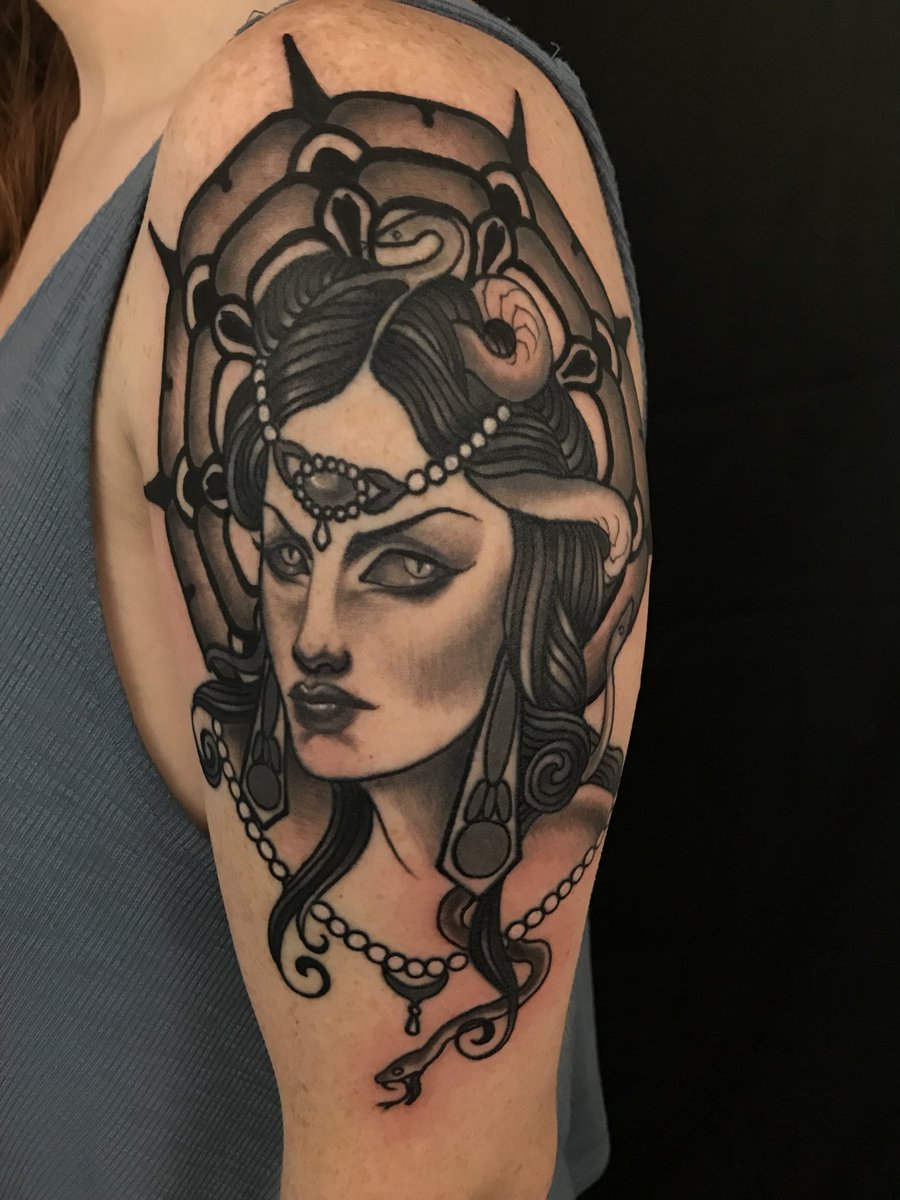 Eva Huber tweet media