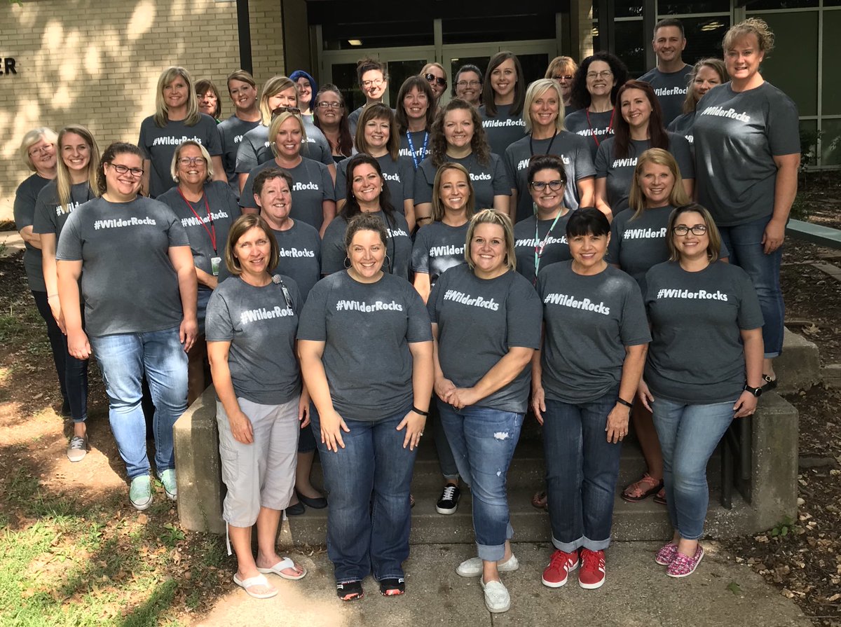WilderSPS's tweet photo. Awesome first week of school. Thanks for sharing your amazing students with us. 

All Day. Every Day. 

#WilderRocks https://t.co/euGz3Q7Z0N