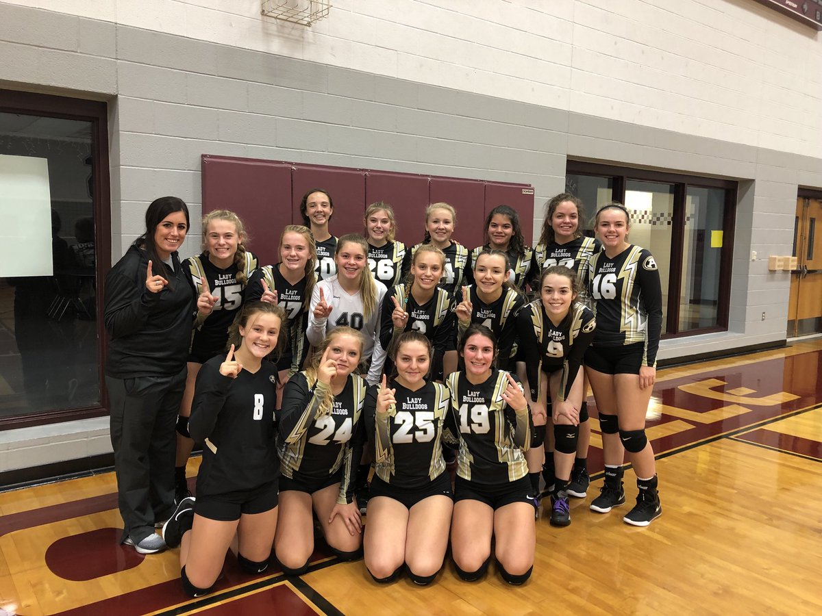 alvordvball's tweet photo. JV took first at the Poolville Tournament today!! WTG! #PoundTheStone #tournamentchamps https://t.co/MaxdeCKUoj