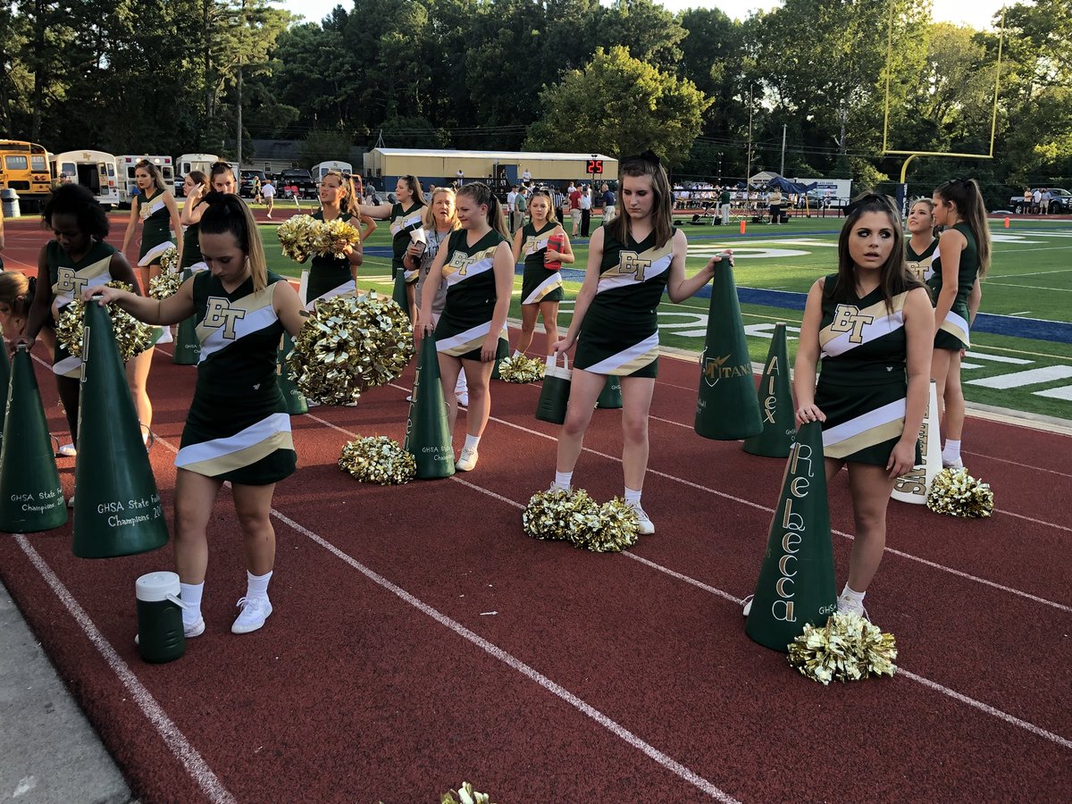 DHickoxWSB's tweet photo. We're at @StPiusXAtlanta tonight for the @OfficialGHSA season opener vs @BTCatholic. @AnthonyAmeyWSB will have highlights from the game plus
Catch highlights all night, top plays at 11:20pm on WSB-TV.
Check live scores: https://t.co/o3C5D961IC
#WSBTVsports #SZon2 https://t.co/492p9DKgLJ