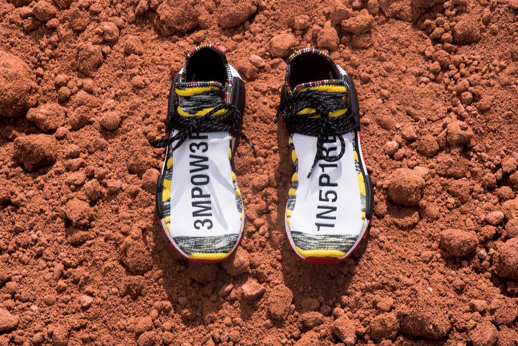 3mp0w3r shoes