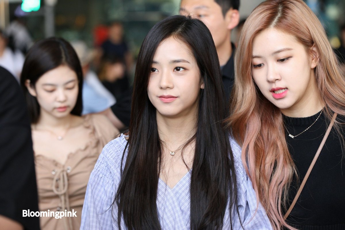 BloomingPink_JS's tweet photo. 180818 ICN
#블랙핑크 #BLACKPINK #지수 #JISOO https://t.co/7odyH6FJDu