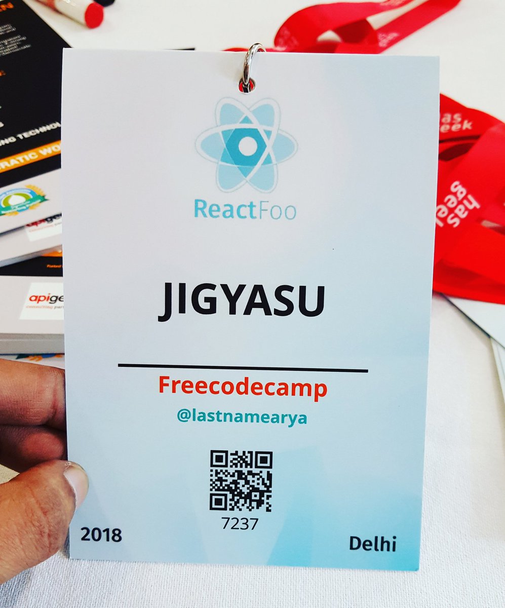 lastnamearya's tweet image. Representing @freeCodeCamp at #ReactFoo come and say Hi 👋