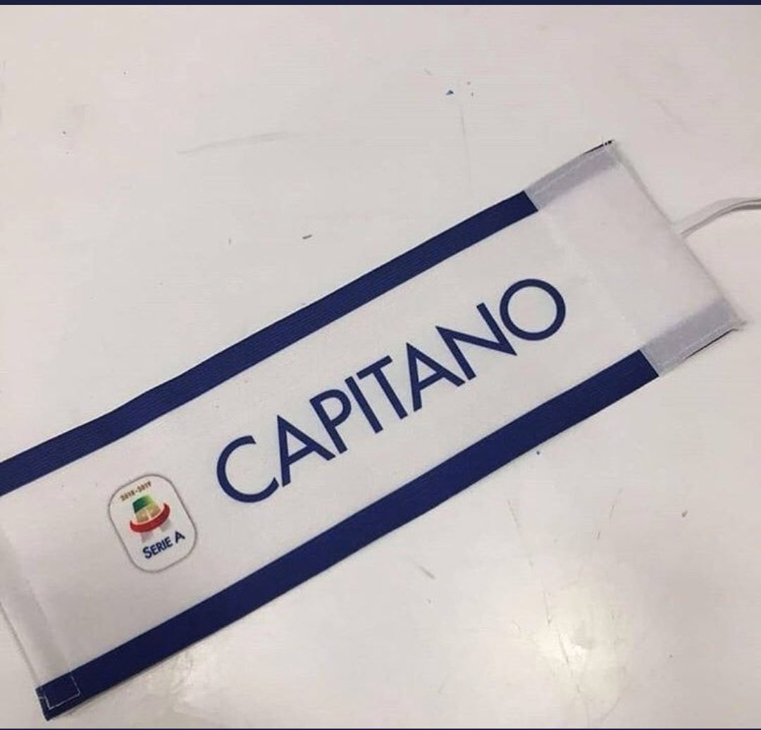 FBiasin's tweet photo. Finalmente una scelta IMPORTANTE della #LegaSerieA

Era ora che a Palazzo facessero qualcosa di DECISIVO per salvare il nostro calcio MALATO.

Una decisione SCOMODA ma fondamentale.

E CORAGGIOSA!
 
Ebbene sì: hanno imposto ai capitani la fascia con il loro marchio.

Siete tristi https://t.co/nWKoo3ckd4
