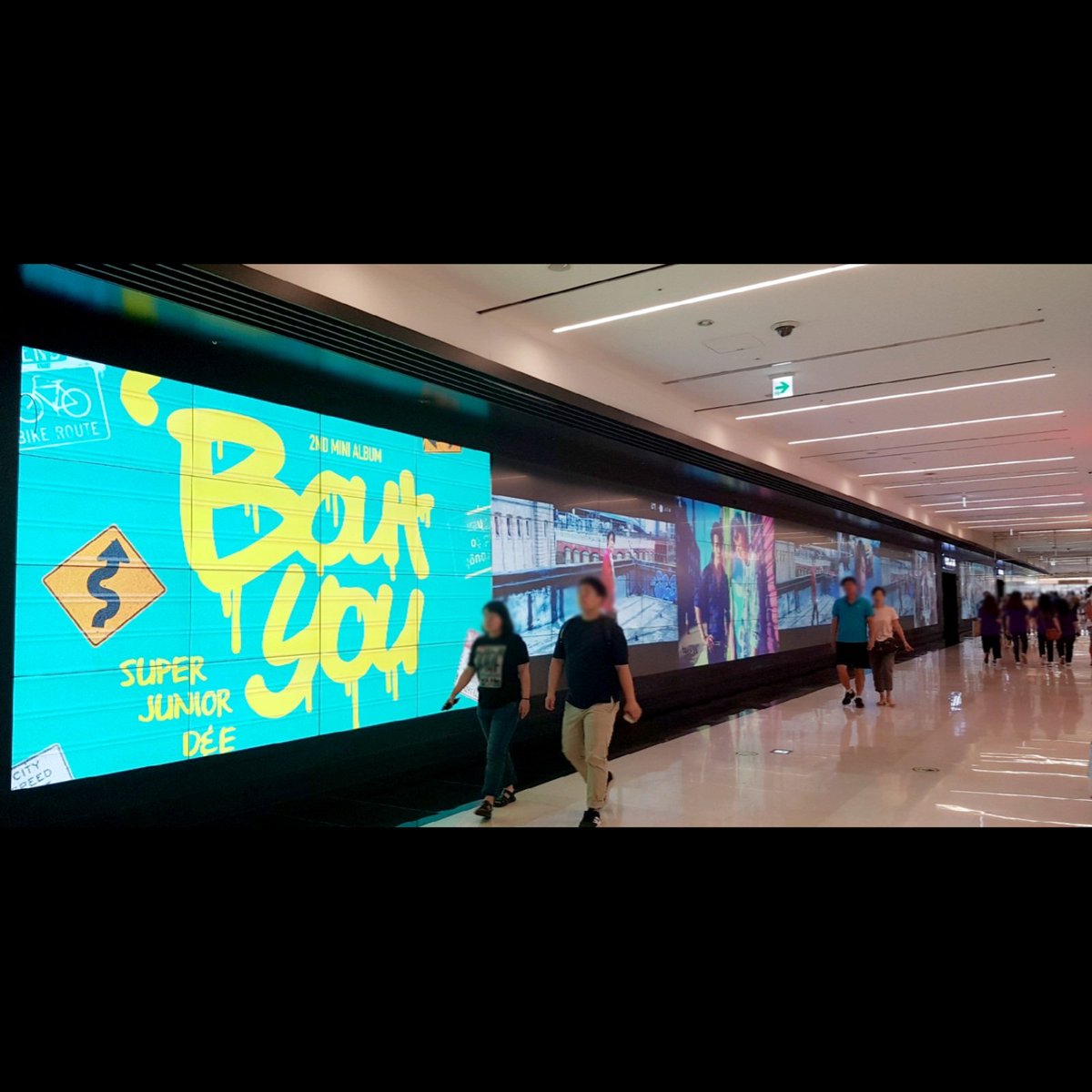 SJofficial's tweet photo. #머리부터발끝까지 핫한 #SuperJuniorDnE💙
카카오 게임별에 이어 코엑스몰에도 떴다!
어제(17일)부터 26일 일요일까지 총 10일간 볼 수 있대요~👀
📍B1 미디어갤러리 전광판
📍B1 파노라마 전광판
(운영시간: 07시~23시, 랜덤 플레이)
댸니를 꽉찬 화면으로 만나 보세요!🤗

#BoutYou #LabelSJ https://t.co/QtWG7A9CQL