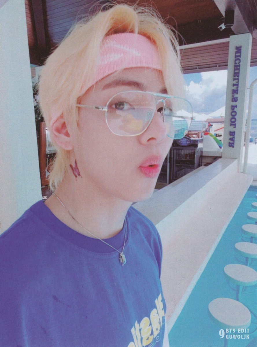 taehyungpic's tweet photo. [ SCAN ] Summer Package in Saipan 

©️ 9 GJK 
#뷔 #태형 #방탄소년단 #taehyung #V #BTS @BTS_twt https://t.co/4t6nE62pES