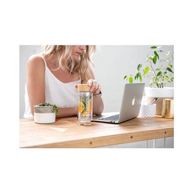 thecullt's tweet photo. Stay on top of your hydration goals with easy infused water. 🍋
#thecullt #fressko #hydrate #infusedwater https://t.co/3TCuOwp0aI https://t.co/u5CGJ1yWh0
