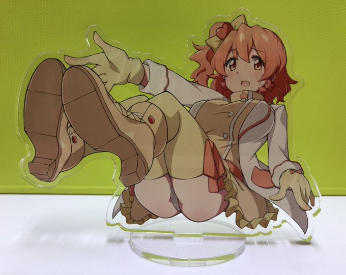 アクリルスタンドはWhiteCoatAngels仕様の山吹祈里さんを頒布予定です
サイズは縦8㎝×横10㎝くらいです 