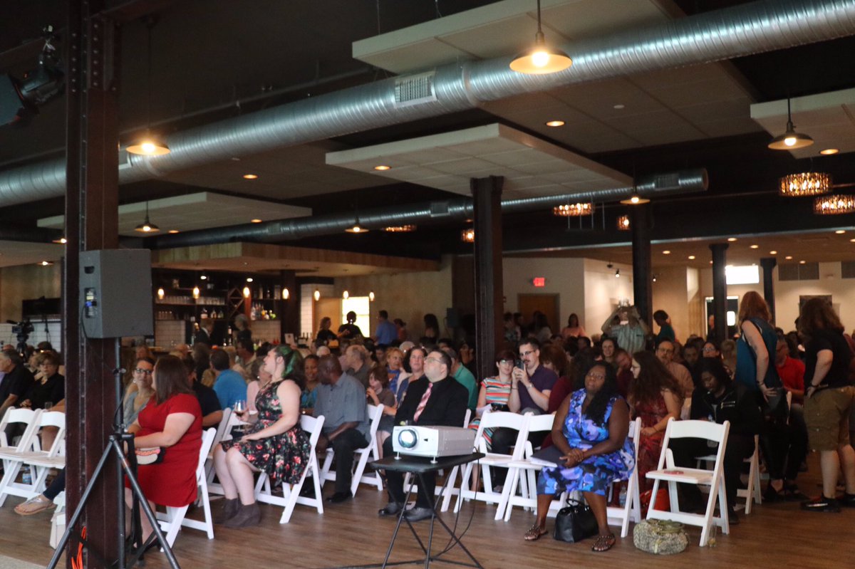 _BronT_'s tweet photo. Pecha Kucha Akron (@PKAkron) | Real people, real stories. | Being intentional matters.
.
.
.
.
#knightcities #supportlocal #akron #exploreakron #storytelling #pkakron https://t.co/AuVzXVoYVu