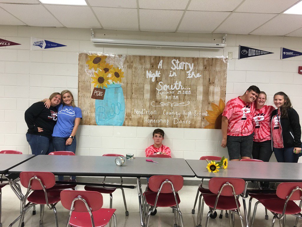 🌟Homecoming theme is A Starry Night in the South🌟9/28 Game 9/29 Dance