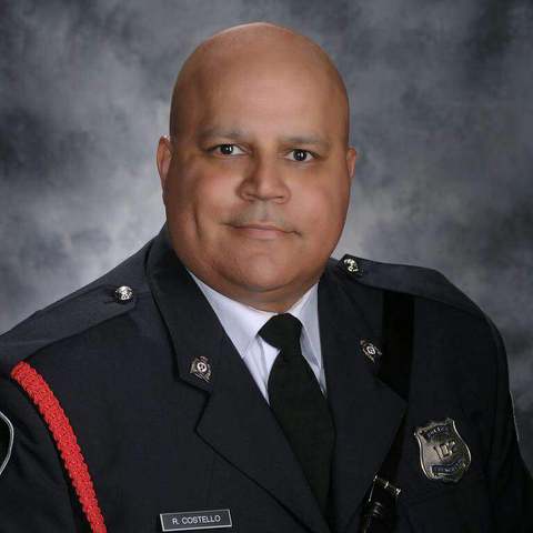 CraftyCanadian's tweet image. Memorial donations for Cst. Robb Costello can be made to a fund in his name with @FrederictonCF 

His widow and daughters will work with the Fredericton Community Foundation to designate these funds for policing-related charities.