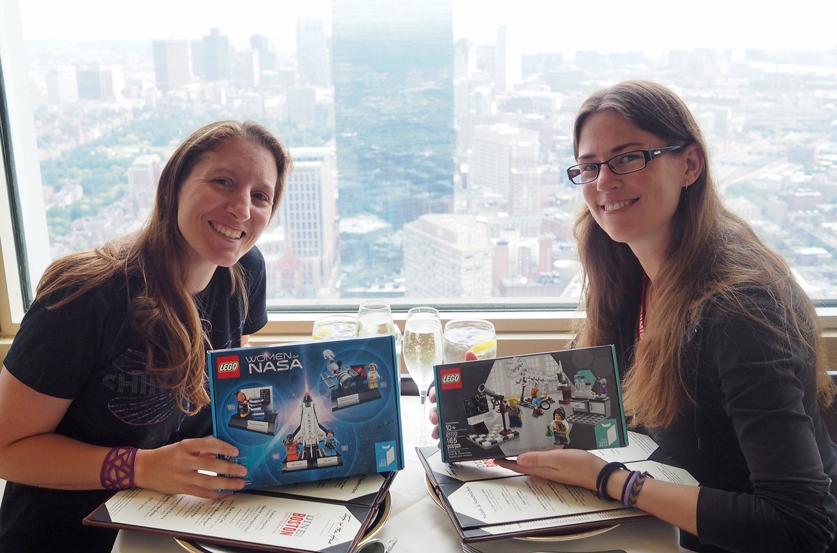 20tauri's tweet image. Just a couple of girls and their @LEGOIdeas 😉 Extra-special treat to finally spend some time with the wonderful @AIatariel — on top of the world!