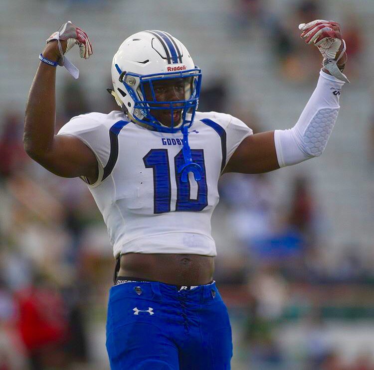 GloTez10's tweet photo. My last high school season starts tomorrow ...Year 4 will be my realest year๐ฏ๐ฏโ๏ธ#Legendgary๐ https://t.co/wSxbyxdJuh