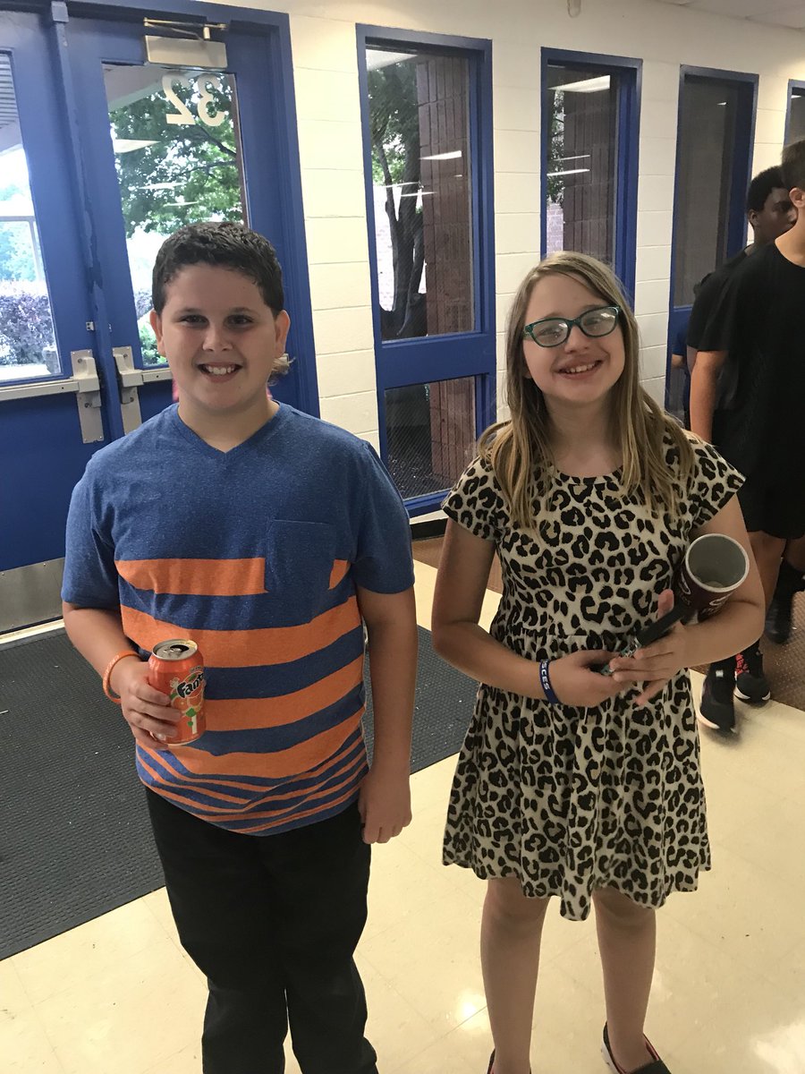 northmiddlestar's tweet photo. More fun from tonight’s dance! #backtoschool #dancingwithourstars https://t.co/tEuT1U7kuv