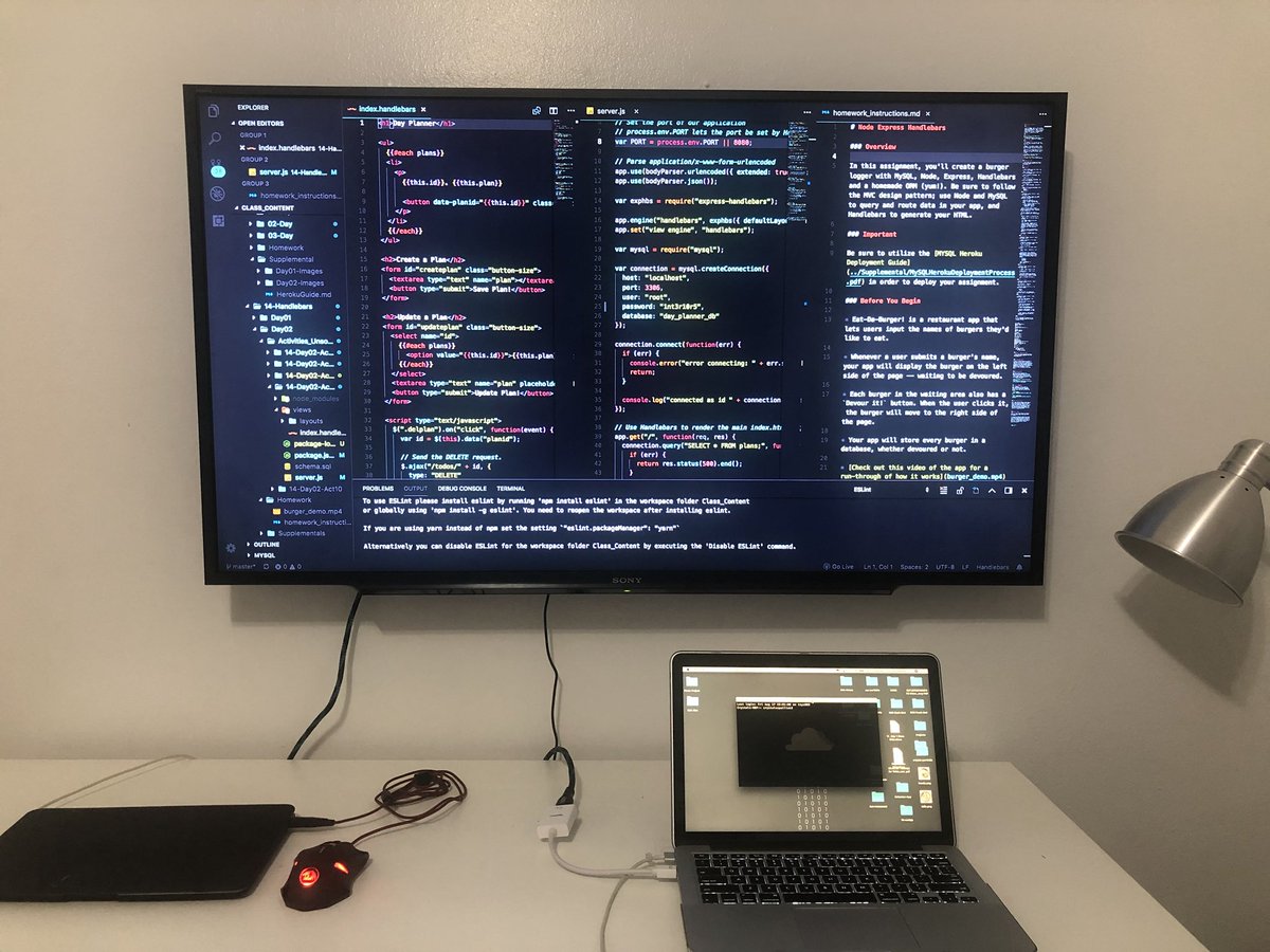 CrysGulino's tweet image. Look what my wonderful bf set up for me. Now I can see alllll the #code. 🎉😍👩🏻💻🎉 #CodeNewbie #WomenWhoCode #100DaysOfCode  #CodingBootCamp #Javascript #NodeJS #ExpressJS #Upgrade