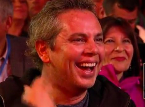 ZHANGS00's tweet photo. Viendo rojo a las 7 / viendo rojo a las 10
#EstelarDeEliminacion https://t.co/XrksvLZeQk