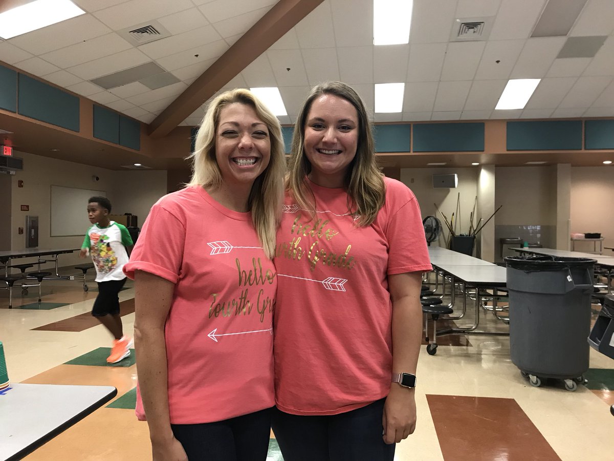 KaitlinMyerson's tweet photo. First week of 4th grade was a success! Held our first debate and it was impressive! #Debate #Opinionwriting #Hello4thGrade @lindsyagreen @BanyanCreekES @PierreLouis_BC @pbcsd π βοΈ https://t.co/7nKrTl5slG