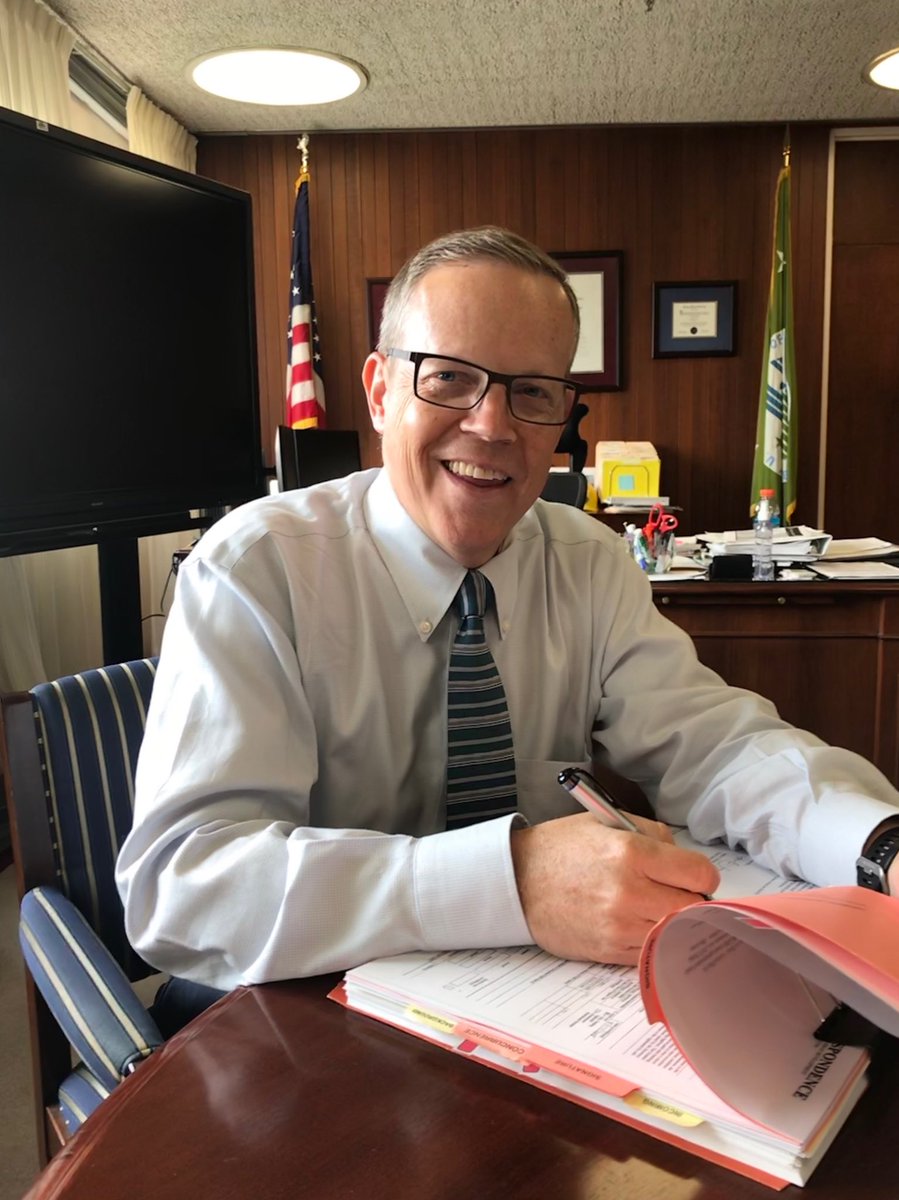 RackleffHUD's tweet photo. Great to sign the CDBG Disaster Recovery funding grant agreement with Texas today and join in a call with ⁦@SecretaryCarson⁩ to ⁦@Gregg_AbbottTX⁩ with a heads up that long-term recovery funds are available. https://t.co/taA2VrJjvS
