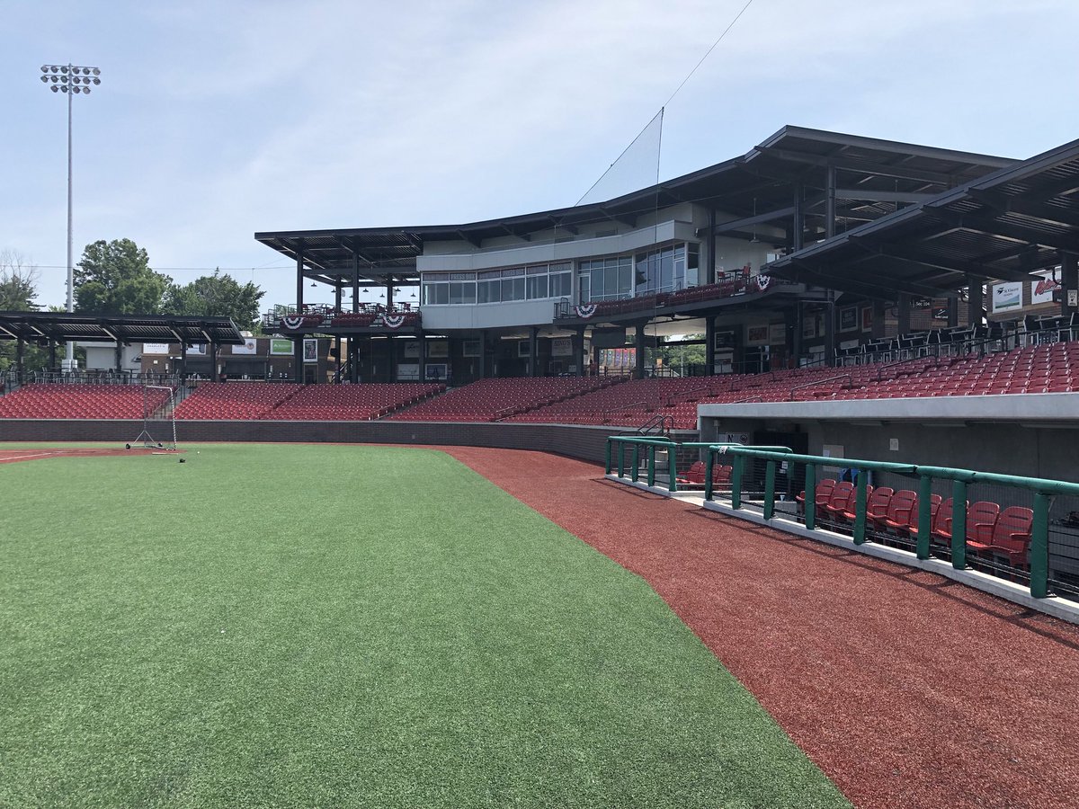 blackworms11's tweet photo. Proud and excited to say that I will be furthering my education and baseball career at Indiana University of Kokomo, I’d like to thank everyone that has supported me and has taught me to be the person and player I am today! Excited to be apart of the Cougar Family!🐾@IUKBaseball https://t.co/CqkMAQjk5O