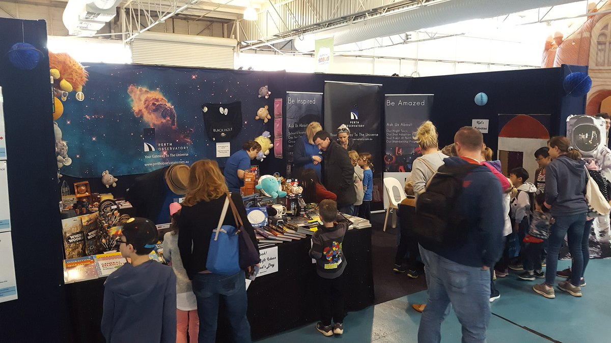 perthobs's tweet photo. #Perth #WA it's after 10am and the Perth Science Festival is now open come along and bring the kids and you'll definitely have a great time #PerthSciFest #perthscience #perthnews #scienceweek #scienceisfun #perthsciencefestival https://t.co/jdmziguRCK