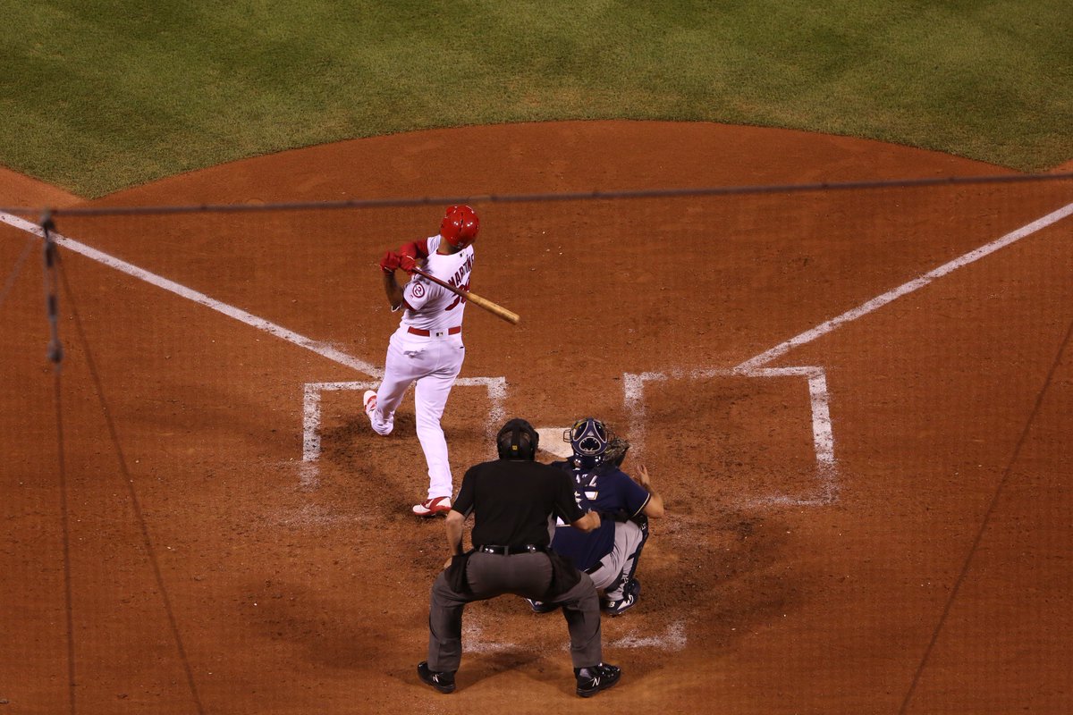 Things are a little closer after the top of the 8th, but we still have a 3-2 lead! #STLCards https://t.co/Todq8qpGMo