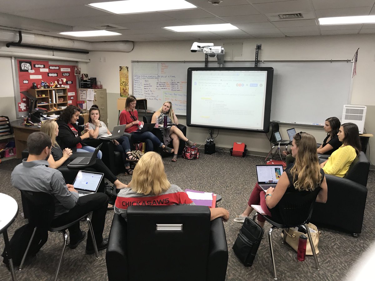 MichelleHoy2's tweet photo. Boom! 👊 Talk about some troopers 👏today as we hammered 🔨 away at need-to-knows 💡 with new teachers...whoofta! 🤪#nhwhy https://t.co/OWKHzYLxUh