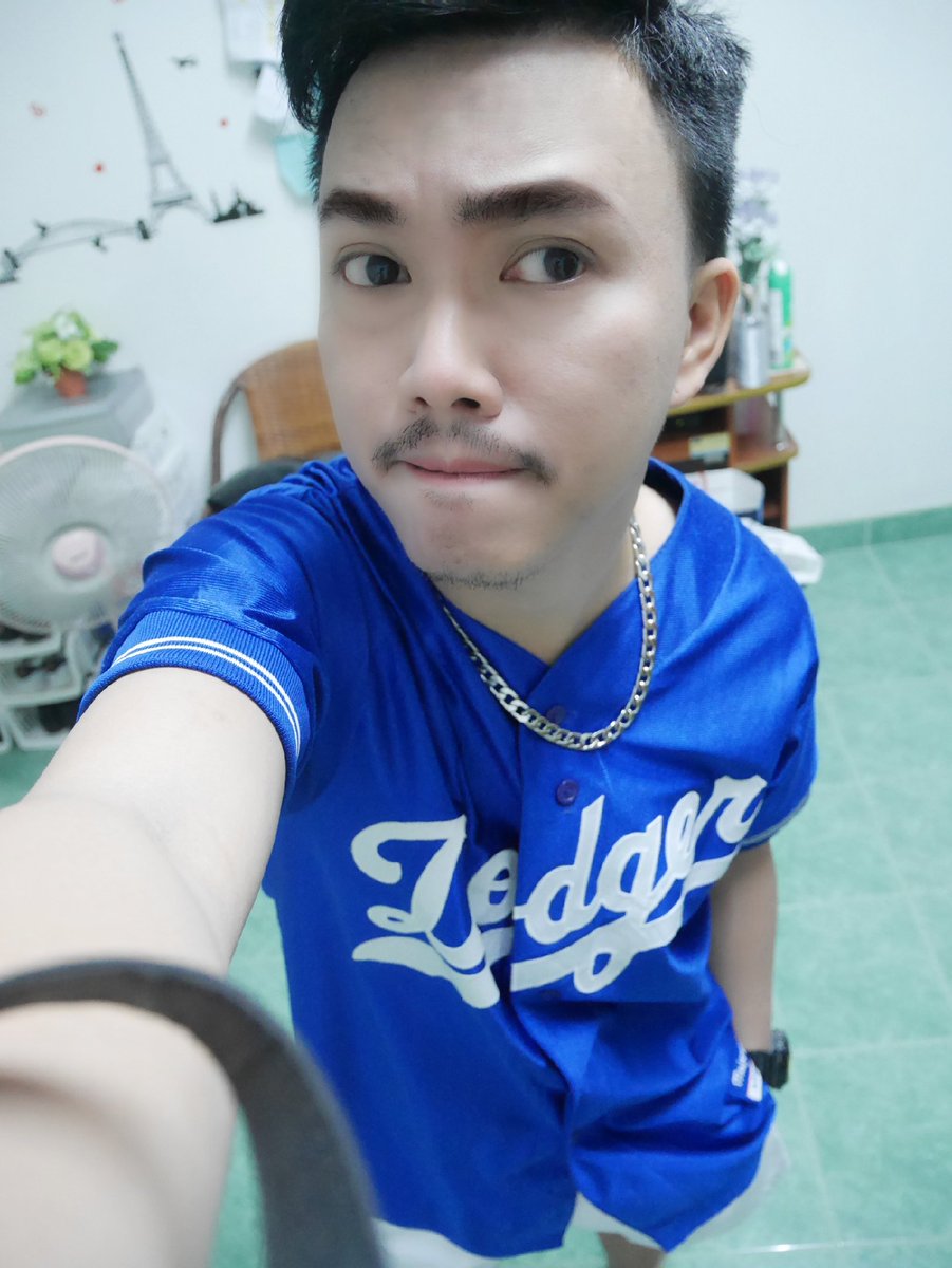 NanyaNanya6's tweet photo. Can you cute for me.Why!!!!.I think will hurt you.❤❤❤❤❤❤❤❤❤❤❤
I can’t taste my lips, could you do it for me?❤❤❤❤❤❤❤❤❤❤❤❤❤
Can I have your picture, so Santa Claus knows exactly what to give me.❤❤❤
#NowSingle #RestrictedAreaForWoman 
😀😀😀😀😀😀😀😀😀😀 https://t.co/4uBeFHeYea