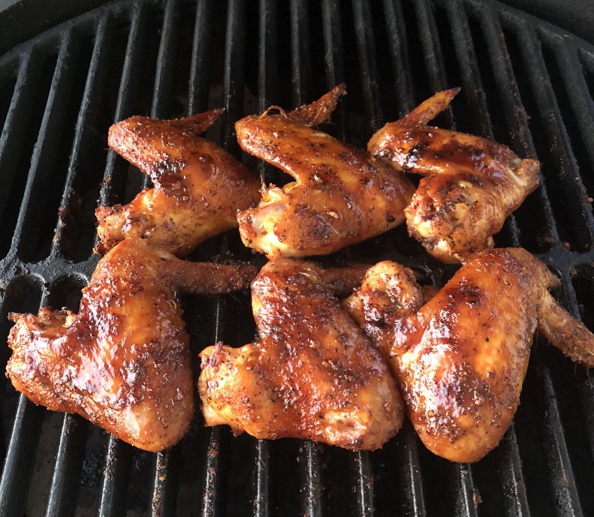 CajunMallard's tweet image. Smoked a small batch of wings tonight on @BigGreenEgg to watch the Pre-Season @Saints game! #wangs #yardbird #saints #football
