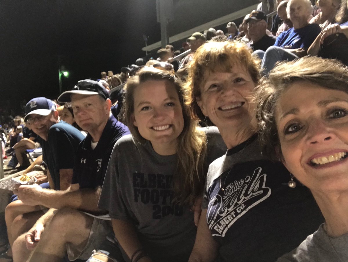 Watching ⁦@Seabolt_John⁩ ‘s Blue Devils play some fun football!!! #elbertcofootball