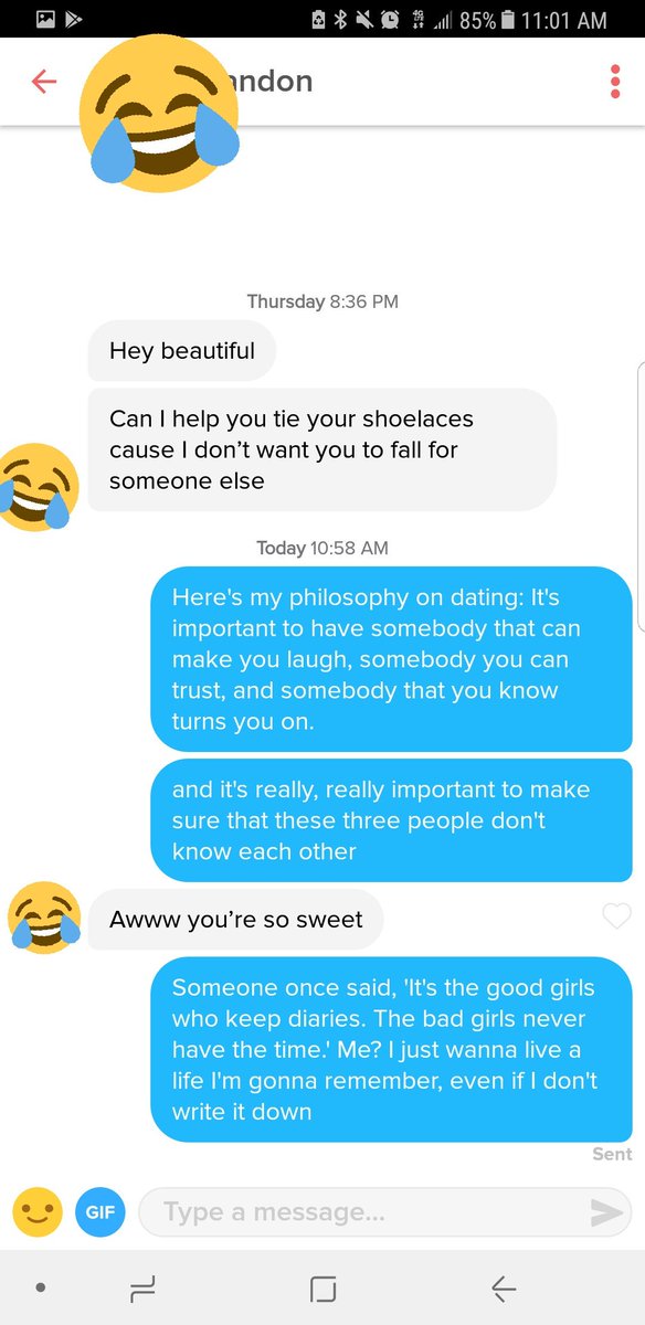 musicnik's tweet photo. That time I used only #brookedavis quotes to some dude on @Tinder 😂😂😂 thanks for these gems #OneTreeHill @SophiaBush #gobrookeyourself https://t.co/65Pvfvns0e