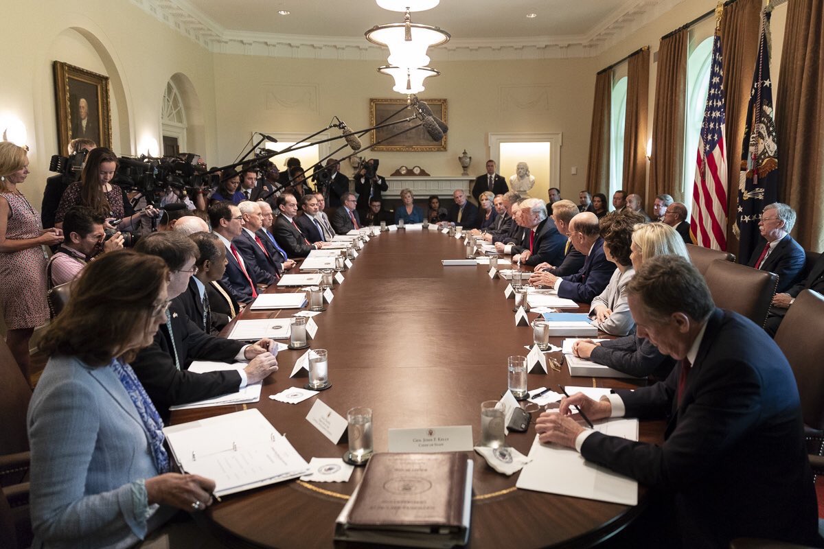 realRotoTrump's tweet photo. Great #MockDraft at the @WhiteHouse today! https://t.co/Kr7WY3EtEO