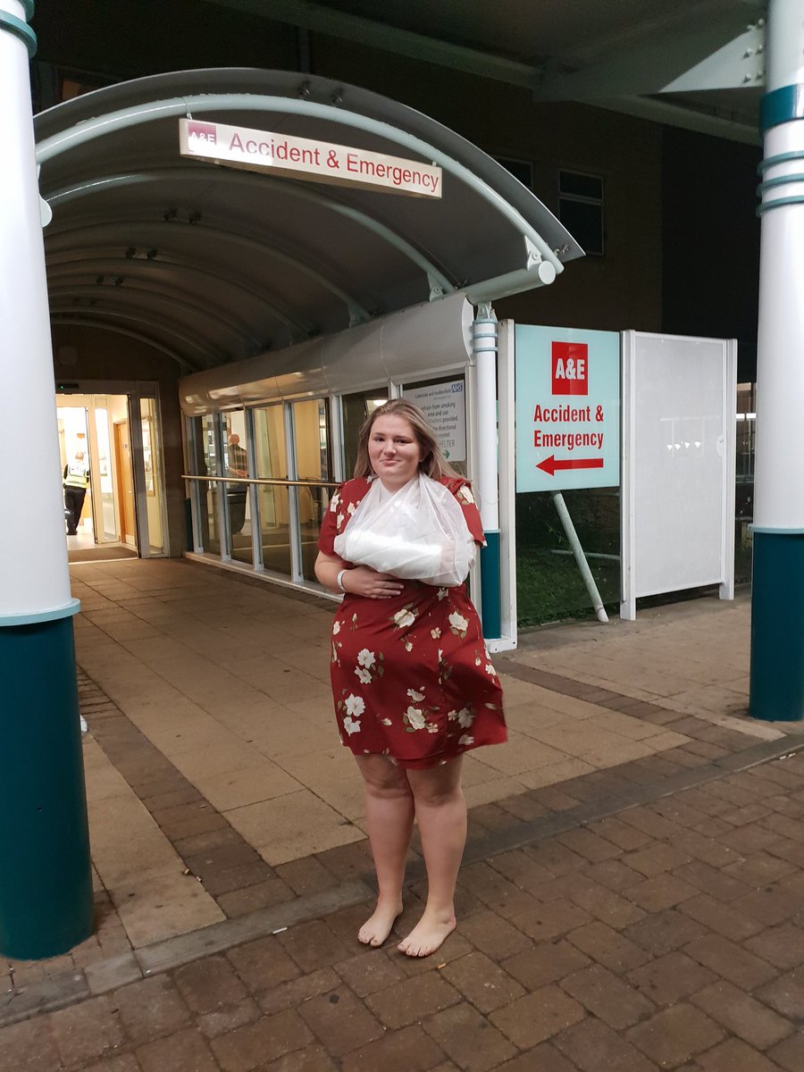 ICMarketing_'s tweet photo. Shout out to the @acapulcohalifax bouncers. Unfortunately @ChloeConnett fell over and ended up in a&amp;e but the bouncers were awesome with her! Thanks guys ♥️ https://t.co/LmT6RrHMs7