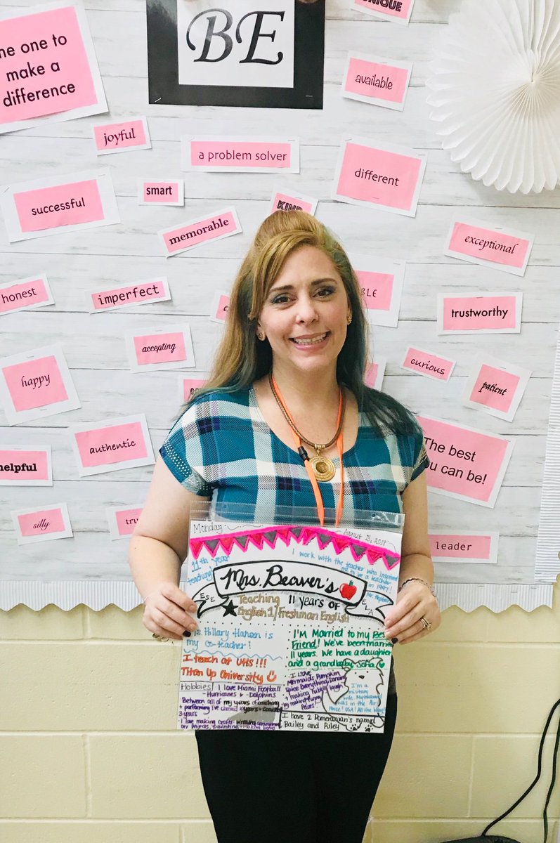 This was a day late! Since there were so many #BackToSchool signs all over social media, this girl wanted a sign too! ☺️🌟📣 <a href="/UHSHughes/">DefiantSword</a> <a href="/UHSTitanDaily/">TitanDaily</a> @JulianFJones  #TitanTeamWork #TitanPride #UHS