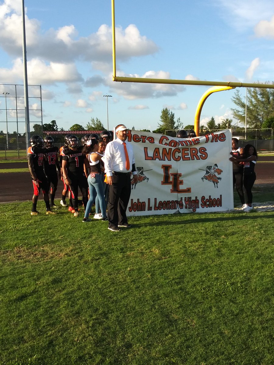 coachebony's tweet photo. @kchattin63 I am very proud our boys and coaching staff📣📣 Excited for the rest of the season🏈 https://t.co/1dOCrzSRJg