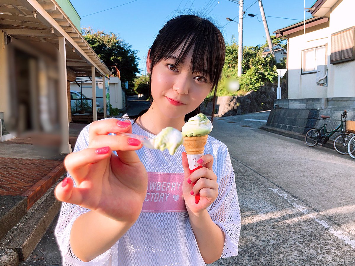 missingno15's tweet photo. #oshihenoftheweek goes to nishikawa rei. she caught my eye recently, she looks and behaves maturely but shes like 14 years old. she is also a happyness TO https://t.co/PedlXJzGAF
